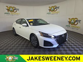 Used 2023 Nissan Altima 2.5 SV video 1