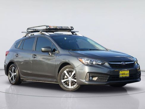 Used 2022 Subaru Impreza 2.0i Premium AWD/4WD image 2