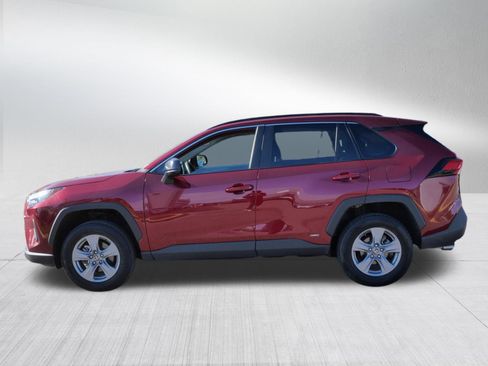 Certified 2025 Toyota RAV4 LE AWD/4WD image 5