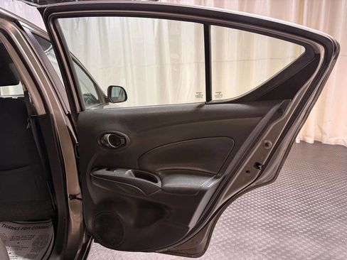 Used 2012 Nissan Versa SV image 13