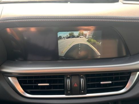 New 2025 Alfa Romeo Stelvio Sprint image 18