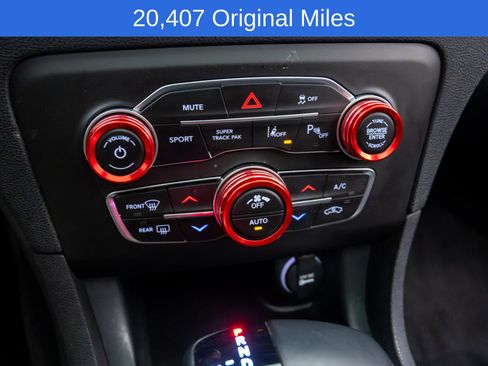 Used 2018 Dodge Charger R/T image 21