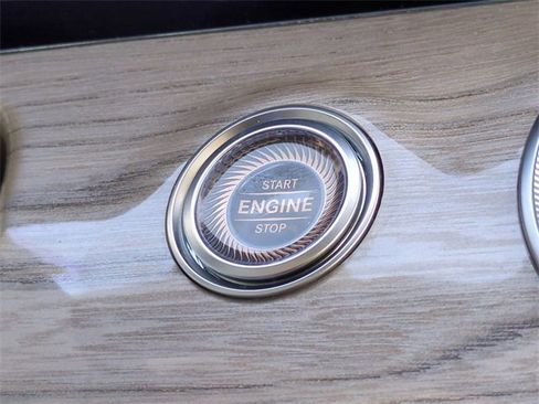 Used 2020 Mercedes-Benz E 450 Coupe image 28