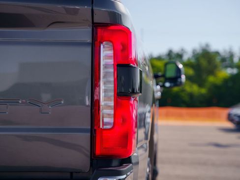 Certified 2024 Ford F250 Lariat w/ Chrome Package AWD/4WD image 19