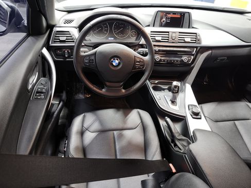 Used 2016 BMW 320i xDrive Sedan image 23