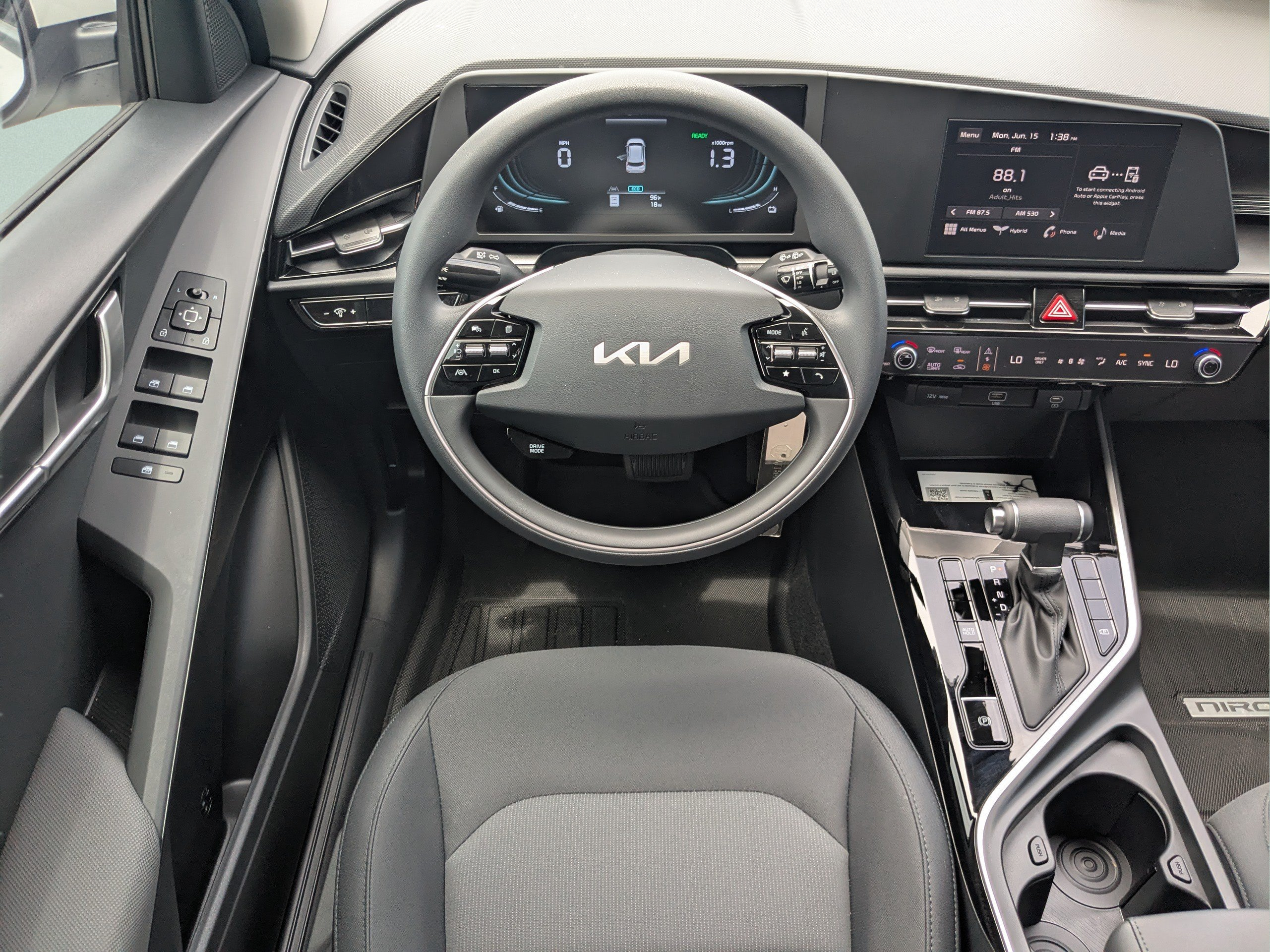 New 2026 Kia Niro LX FWD image 13