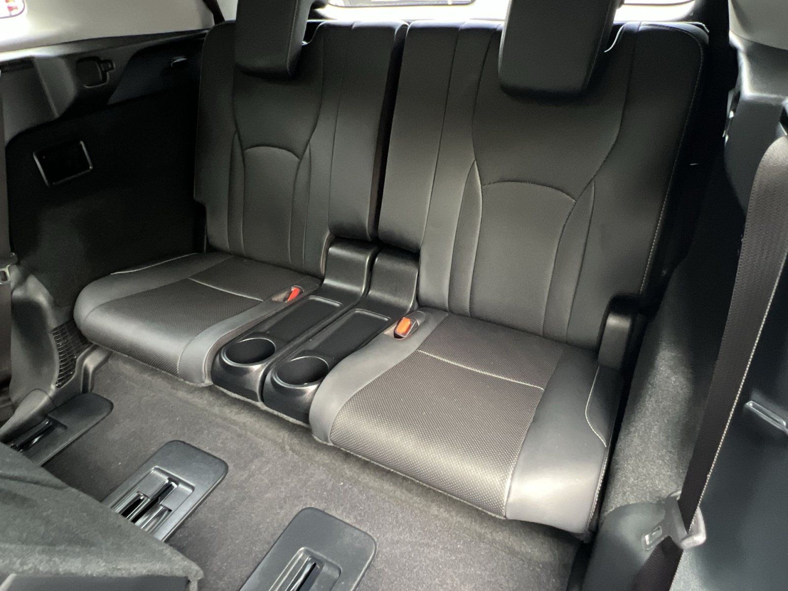 Used 2022 Lexus RX 350L Premium w/ Premium Package AWD/4WD image 31