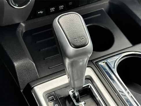 Used 2020 Toyota Tundra SR5 image 34
