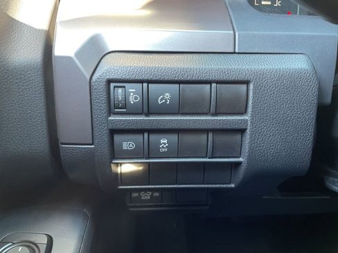Used 2024 Toyota Tacoma SR5 AWD/4WD image 29