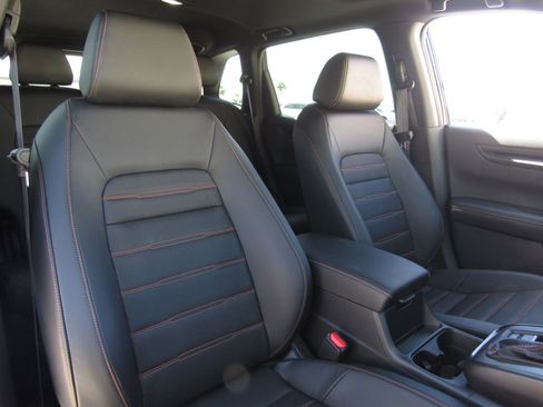 Used 2025 Honda CR-V Sport-L image 11