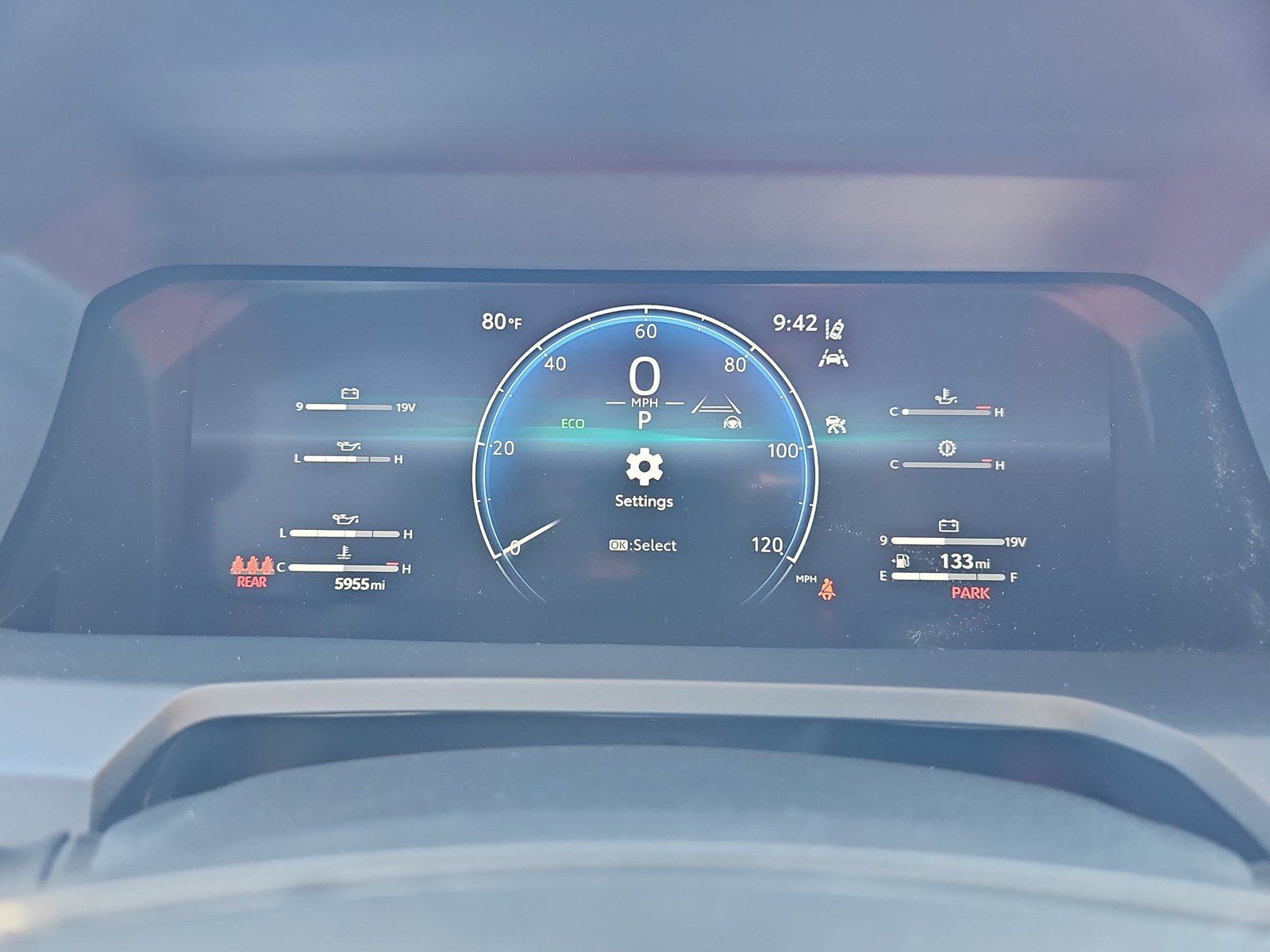 Used 2025 Toyota Tacoma TRD Sport AWD/4WD image 16