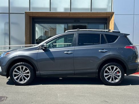 Used 2016 Toyota RAV4 Limited w/ Cargo Management Package AWD/4WD image 5