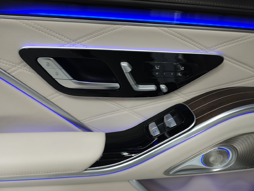 Used 2024 Mercedes-Benz Maybach S 580 4MATIC image 29