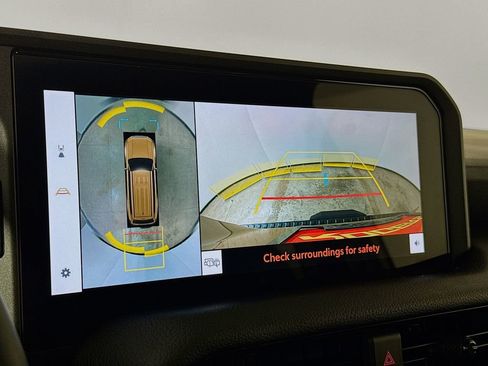 Certified 2024 Toyota Land Cruiser image 18