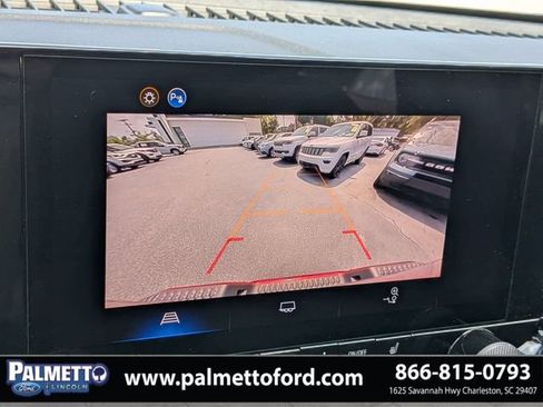 Used 2024 Chevrolet Colorado LT w/ LT Convenience Package III RWD image 20