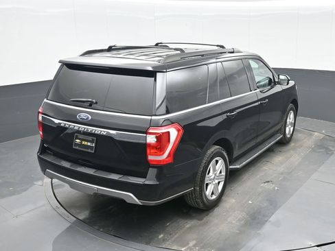 Used 2020 Ford Expedition XLT w/ Equipment Group 202A RWD image 28