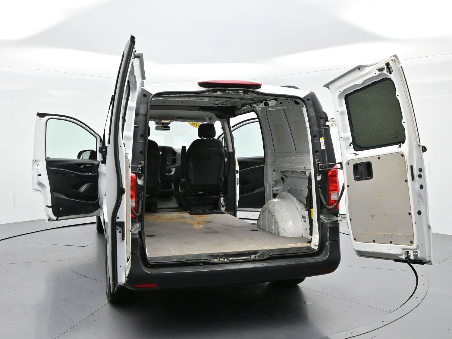 Used 2016 Mercedes-Benz Metris image 35