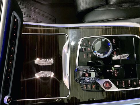 Used 2023 BMW X5 xDrive40i w/ Executive Package image 15