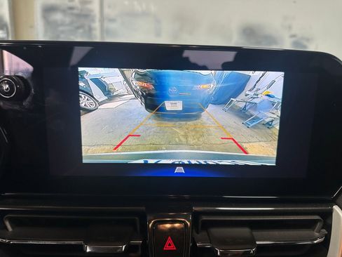 Used 2025 Chevrolet TrailBlazer LT image 17