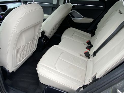 Used 2021 Audi Q3 2.0T Premium w/ Convenience Package AWD/4WD image 22