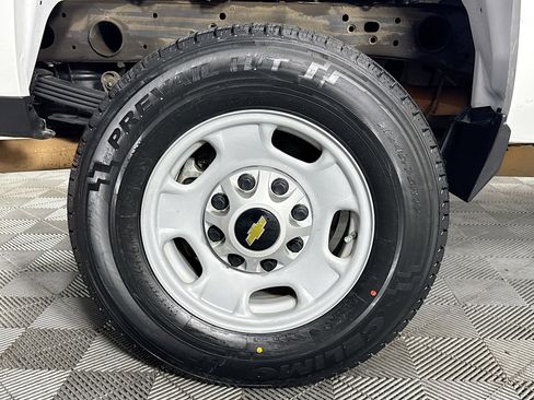 Used 2016 Chevrolet Silverado 2500 W/T image 29