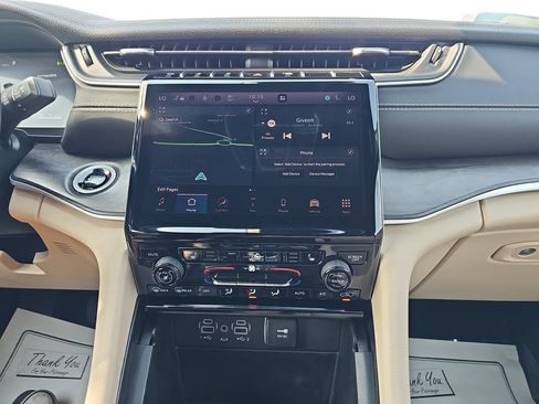 Used 2024 Jeep Grand Cherokee Limited 4xe AWD/4WD image 20