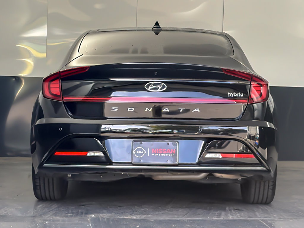 Used 2023 Hyundai Sonata Limited w/ Cargo Package FWD image 4