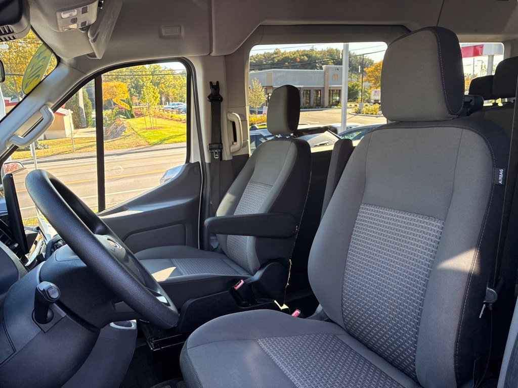 Used 2024 Ford Transit 350 XLT RWD image 15