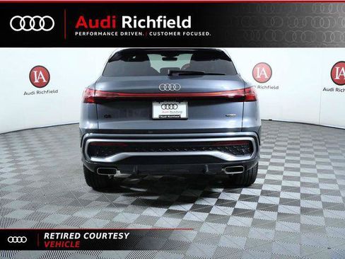 Used 2025 Audi Q5 Premium Plus w/ Premium Plus AWD/4WD image 8