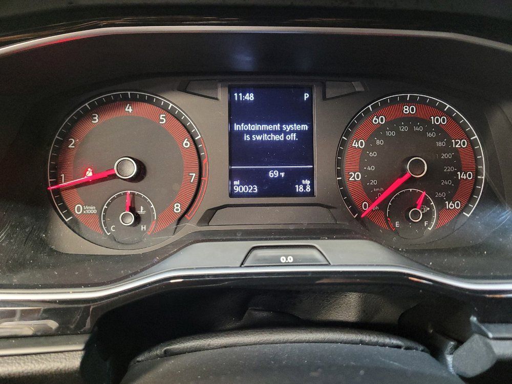 Used 2019 Volkswagen Jetta GLI FWD image 23