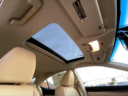 Used 2013 Lexus ES 350 image 30