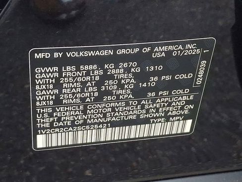Used 2025 Volkswagen Atlas Peak Edition SE image 27