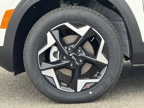 New 2026 Kia Seltos S FWD image 36