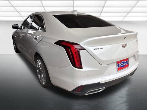 Used 2020 Cadillac CT4 Premium Luxury RWD image 4