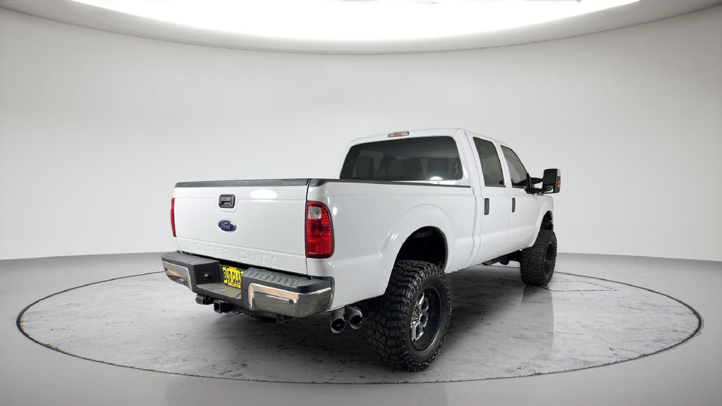 Used 2016 Ford F250 XLT w/ XLT Premium Package AWD/4WD image 7