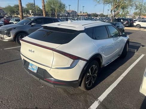 Certified 2024 Kia EV6 Wind AWD/4WD image 8