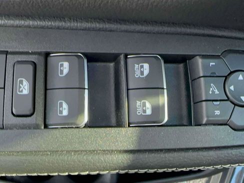 Used 2026 RAM 1500 Laramie w/ Night Edition image 14