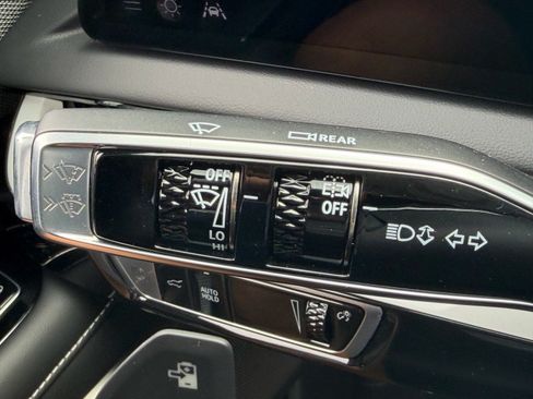 Used 2026 Cadillac Optiq Sport 1 RWD image 29