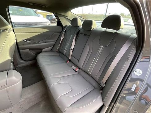 New 2026 Hyundai Elantra SEL Sport Premium FWD image 10
