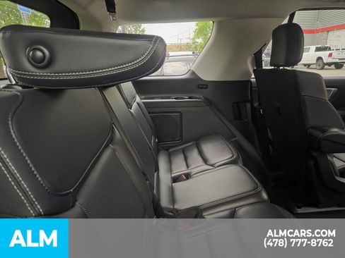 Used 2025 Ford Expedition Platinum AWD/4WD image 18