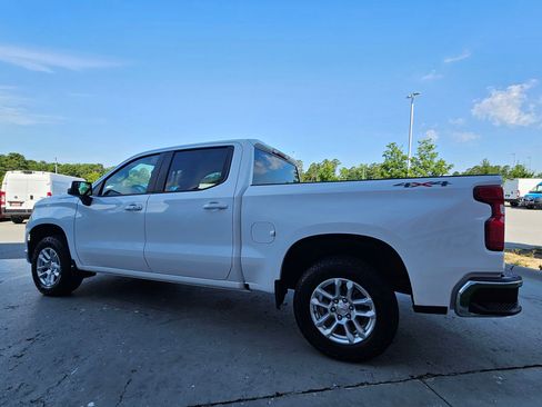 Used 2025 Chevrolet Silverado 1500 LT w/ Protection Package AWD/4WD image 5