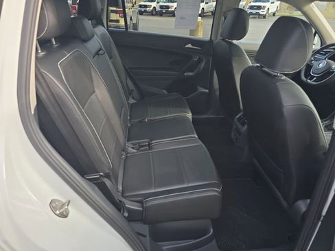 Used 2021 Volkswagen Tiguan SEL image 19