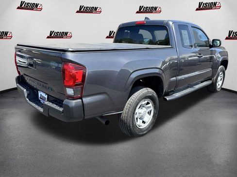 Used 2021 Toyota Tacoma SR AWD/4WD image 5