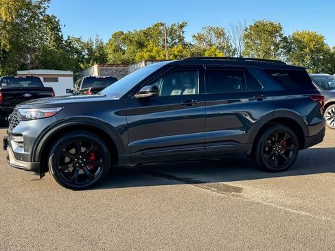 Used 2024 Ford Explorer ST w/ Equipment Group 401A AWD/4WD image 6