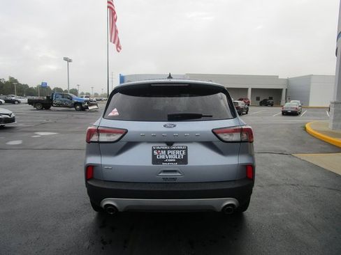 Used 2022 Ford Escape SE w/ Convenience Package image 4
