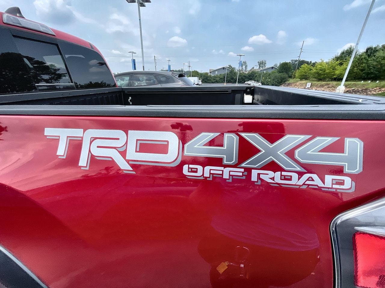 Used 2021 Toyota Tacoma TRD Off-Road w/ TRD Premium Off Road Package AWD/4WD image 30