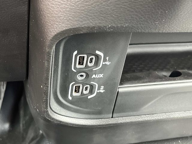 New 2024 RAM 3500 Tradesman AWD/4WD image 27