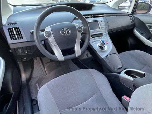 Used 2015 Toyota Prius Two FWD image 13