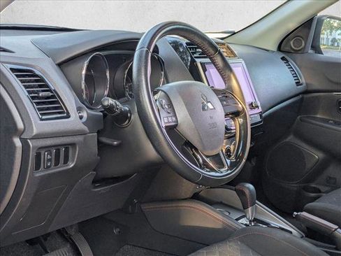 Used 2022 Mitsubishi Outlander Sport LE FWD image 2