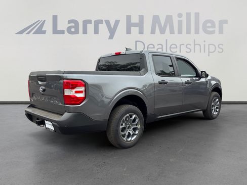 New 2026 Ford Maverick XLT w/ XLT Luxury Package FWD image 5